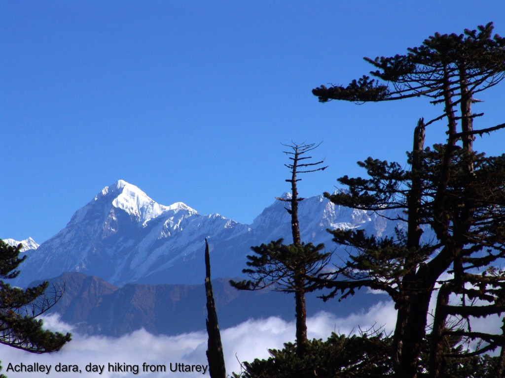 KANCHENJUNGA ROUND TREK